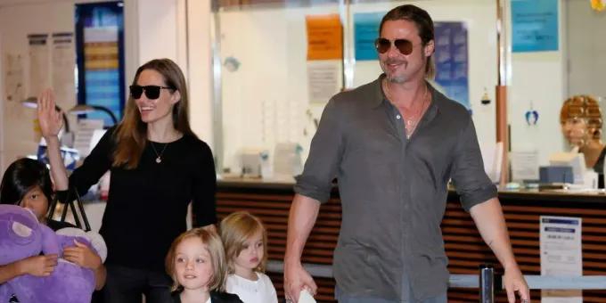 Angelina Jolie Knopft Brad Pitt Halbes Vermogen Ab