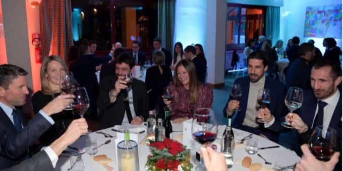 Stunden vor YB-Spiel - Juve-Stars feiern Weihnachten mit edlem Rotwein