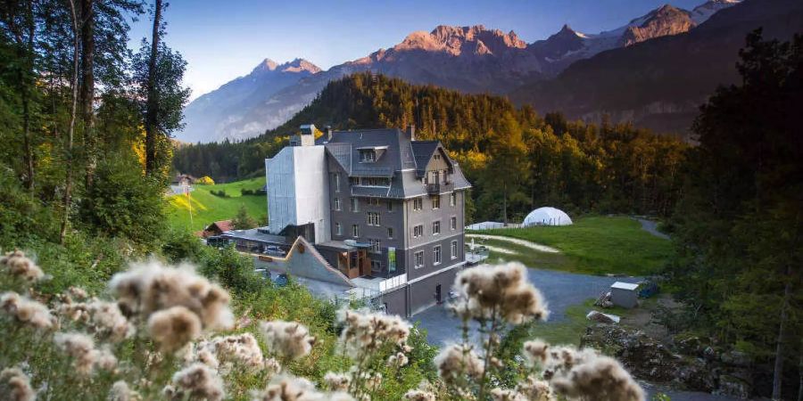 Im Hotel Wetterhorn im Hasliberg finden regelmässig Pop- und Rockkonzerte statt.