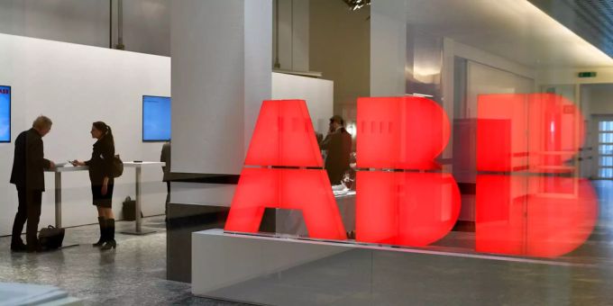 Das Logo des Industriekonzerns ABB. ABB