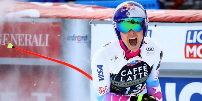 Lindsey Vonn hat angekündigt, dass dies ihre letzte Saison sein wird. Lindsey Vonn (USA) jubelt im Zielbereich im schwedischen Are.