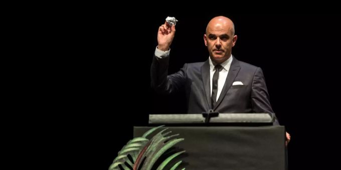 Bundesrat Alain Berset hält eine Rede, während der Eröffnung des Theatertreffens 2017 in Lugano am Mittwoch, 24. Mai 2017. Theatertreffen