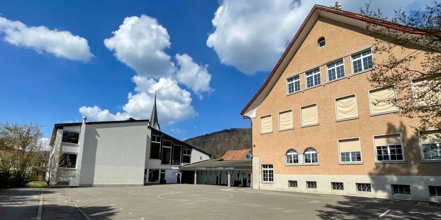 Schule Hausen am Albis.