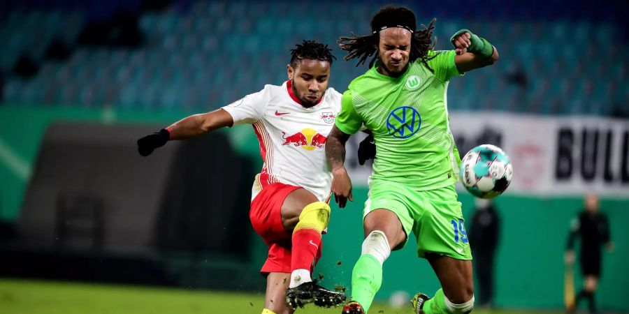 Kevin Mbabu spielt mit Wolfsburg eine starke Saison.