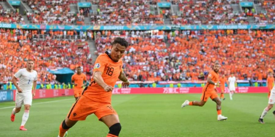 Der Transfer des niederländischen Nationalspielers Donyell Malen zum BVB steht vor dem Abschluss. Foto: Robert Michael/dpa-Zentralbild/dpa