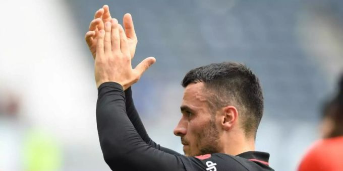 Eintrachts Filip Kostic forciert einen Wechsel. Foto: Arne Dedert/dpa Eintrachts Filip Kostic forciert einen Wechsel. Foto: Arne Dedert/dpa