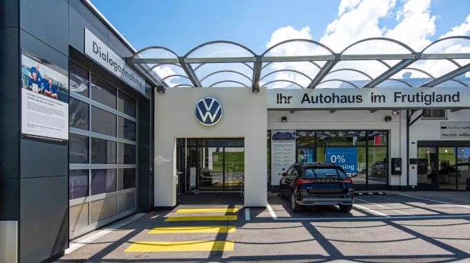 Das Autohaus soll weiter ausgebaut werden. Bereits 2023 sollen wieder die Bagger auffahren. Autohaus von Känel Frutigen