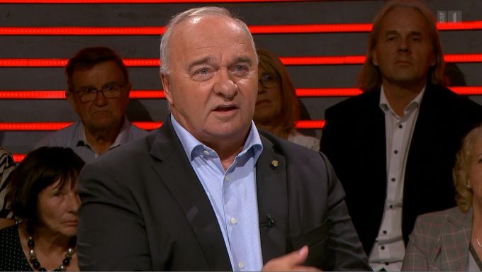 SVP-Ständerat Alex Kuprecht hat ausser Facebook überhaupt keine Social-Media-Kanäle. «Arena»