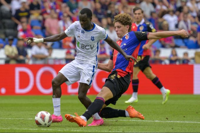 Fehlt dem FC Basel am Sonntag in Genf gegen Servette: Finn van Breemen. FC BAsel