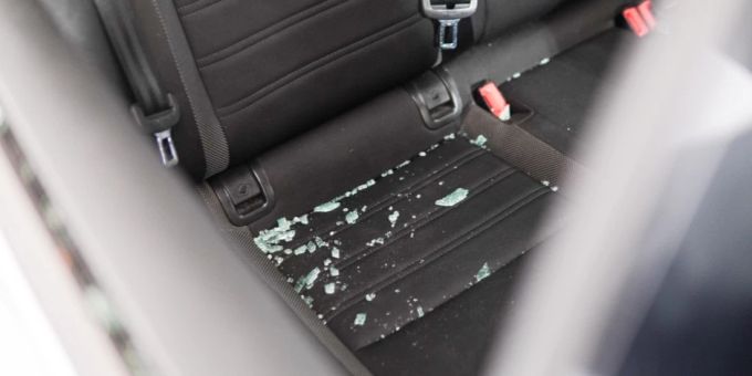 St. Gallen: Mann schlägt nach Kontrolle Scheibe von Polizeiauto ein. St. Gallen