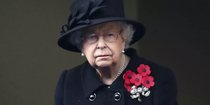 Schwere Zeiten für die britische Queen Elizabeth. queen elizabeth