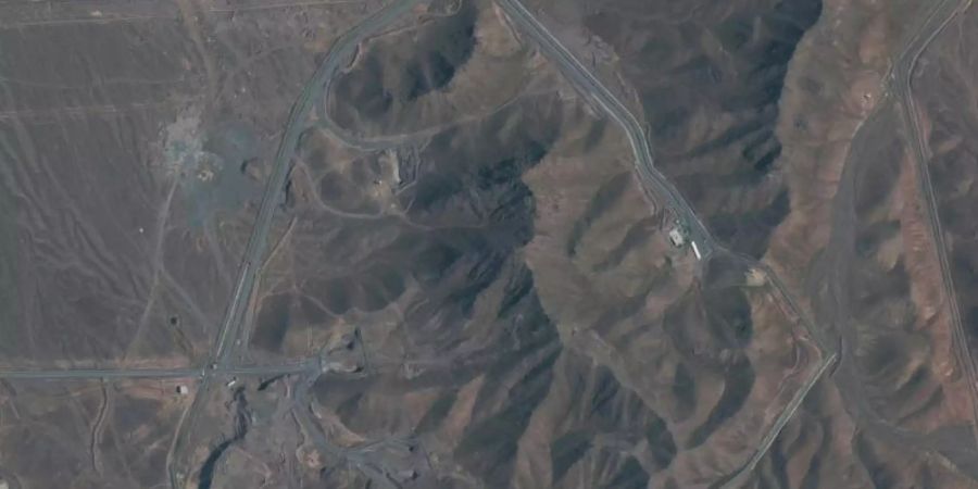 Das von Maxar Technologies zu Verfügung gestellte Satellitenbild zeigt die Atomanlage Fordo, nördlich der heiligen Stadt Qom im Iran. Foto: ---/Satellite image ©2019 Maxar Technologies/AP/dpa