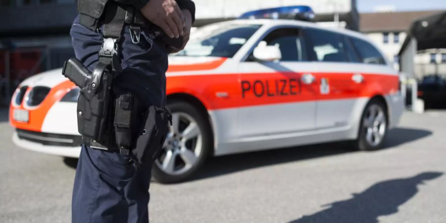 Laax GR: Auto überrollt sich mehrmals seitlich