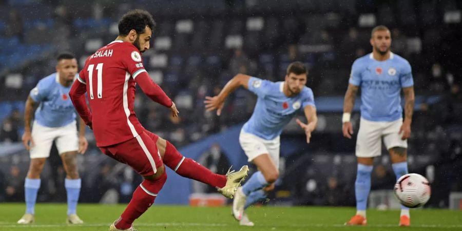 Liverpools Mohamed Salah trifft im Spitzenkampf gegen Manchester City zum 1:0.