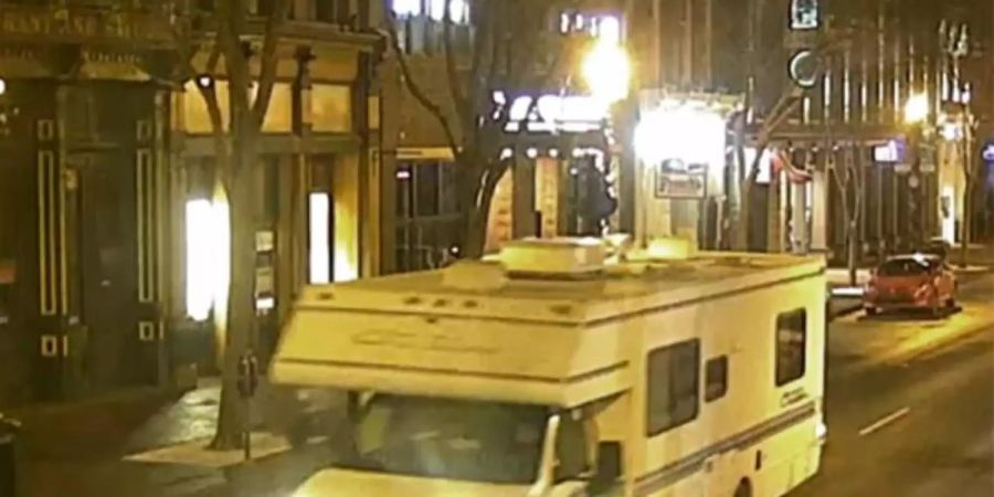 Der Wohnwagen, der mutmasslich an der vorsätzlichen Explosion beteiligt war. Foto: Uncredited/Metro Nashville PD/dpa