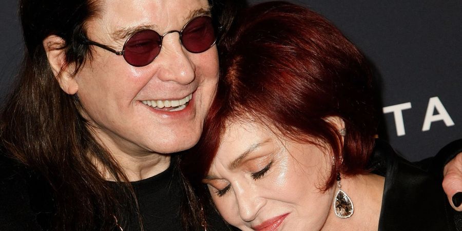 Der britische Sänger Ozzy Osbourne und seine Frau Sharon bei der 2020 in Los Angeles.