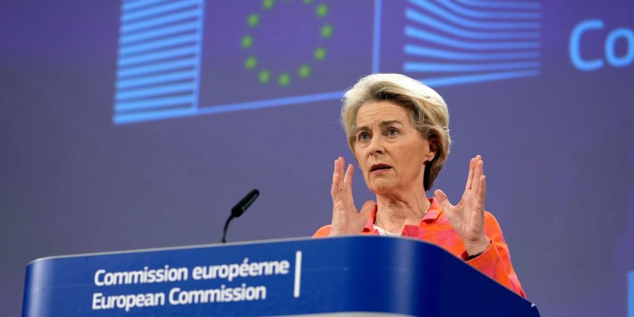 Im Vorfeld des Europarats-Gipfels in Island gaben EU-Kommissionspräsidentin Ursula von der Leyen und Ratspräsident Michel eine gemeinsame Pressekonferenz.