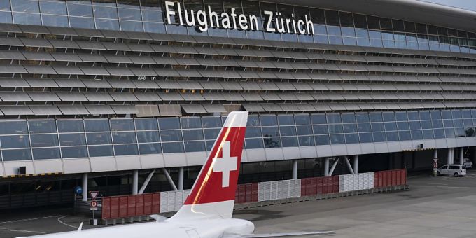 Die Passagierzahlen am Flughafen Zürich nähern sich langsam den Vorkrisenwerten an. (Archivbild) Die Passagierzahlen am Flughafen Zürich nähern sich langsam den Vorkrisenwerten an. (Archivbild)