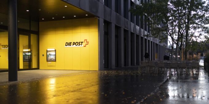 Der Hauptsitz der Schweizerischen Post in Bern. schweizerische post
