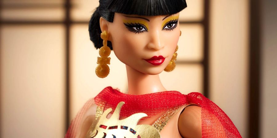 Die asiatisch-amerikanische Hollywood-Pionierin Anna May Wong als Barbie-Puppe.