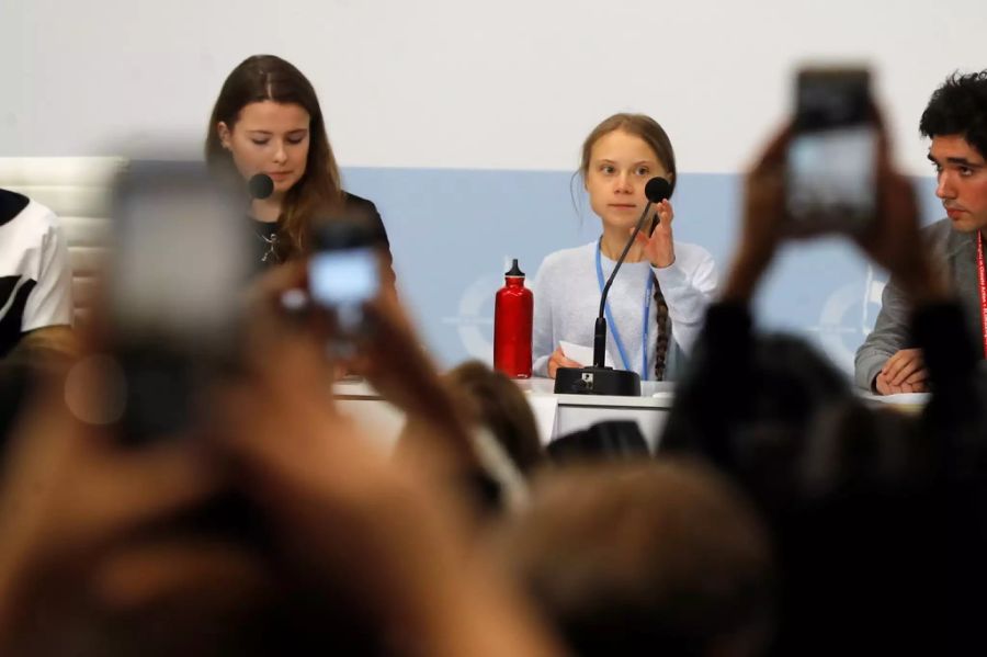 greta thunberg flasche klimakonferenz