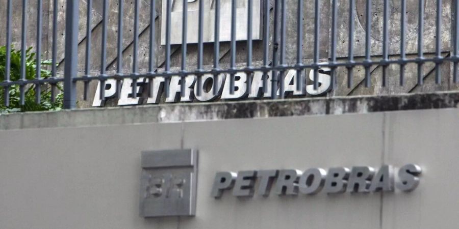 petrobras vitol trafigura