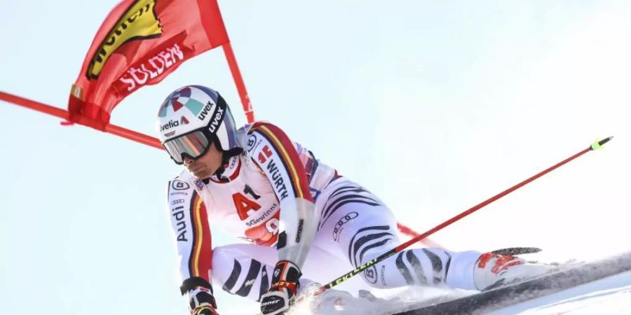 Stefan Luitz wurde zum Auftakt 16.. Foto: Alessandro Trovati/AP/dpa