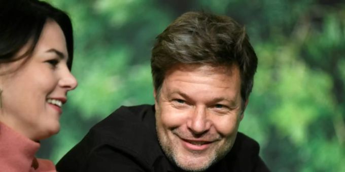 Habeck: Weichen für eine neue Zeit stellen