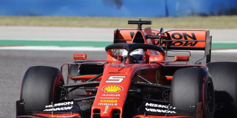 Sieht sich mit seinem Team Betrugsvorwürfen ausgesetzt: Ferrari-Pilot Sebastian Vettel. Foto: Darron Cummings/AP/dpa