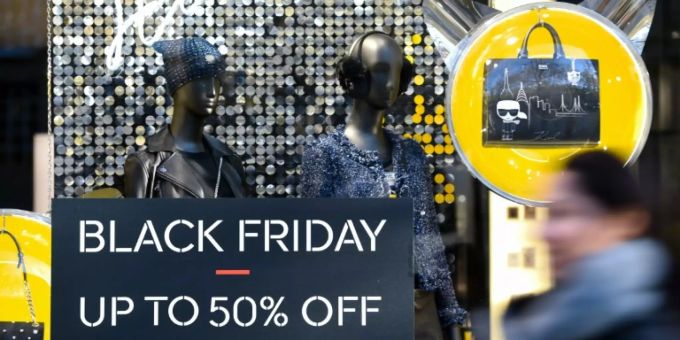 Werbung für den Black Friday in Düsseldorf Werbung für den Black Friday in Düsseldorf