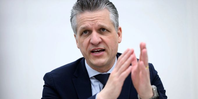 Thorsten Frei (CDU/CSU) hält an der Migrationspolitik fest, betont aber auch, dass Deutschland «nacharbeiten» müsse. migrationspolitik