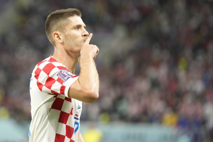 Andrej Kramaric trifft im Spiel der WM 2022 gegen Kanada doppelt. Andrej Kramaric