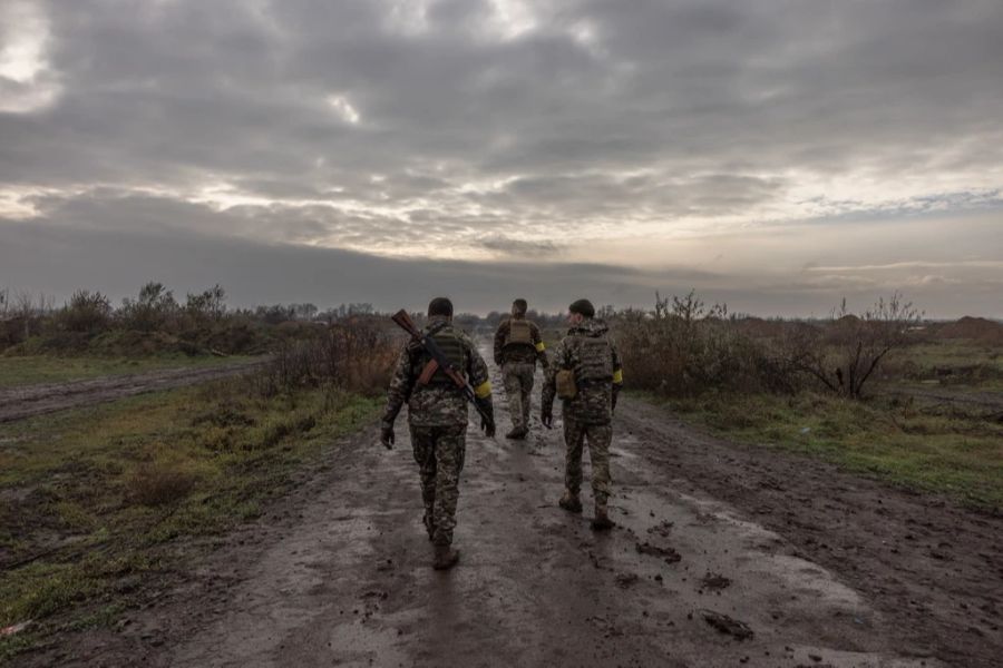 Doch die Sorge vor einem Einmarsch der Ukrainer wird von Experten als russische Propaganda charakterisiert, die den Patriotismus stärken soll.