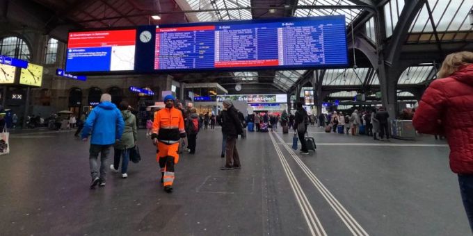 Wegen Zugausfällen bei der SBB ist auch die Strecke Bern-Zürich betroffen. zug unfall wettingen