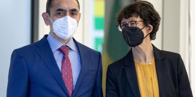 Ugur Sahin und Özlem Türeci biontech