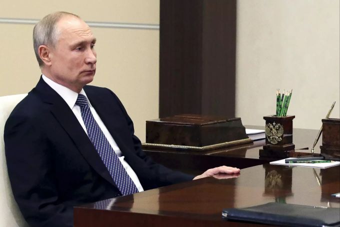 Putin sei ein « verängstigter Opi in einem Bunker», sagte Nawalny kurz nach seiner Festnahme. Russia Putin