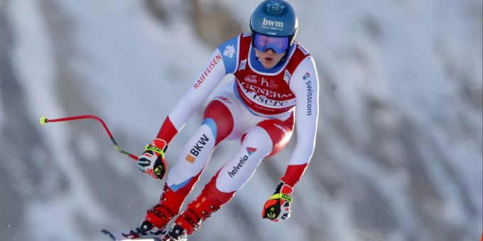 Niels Hintermann scheidet nach einer starken Fahrt aus. Niels Hintermann
