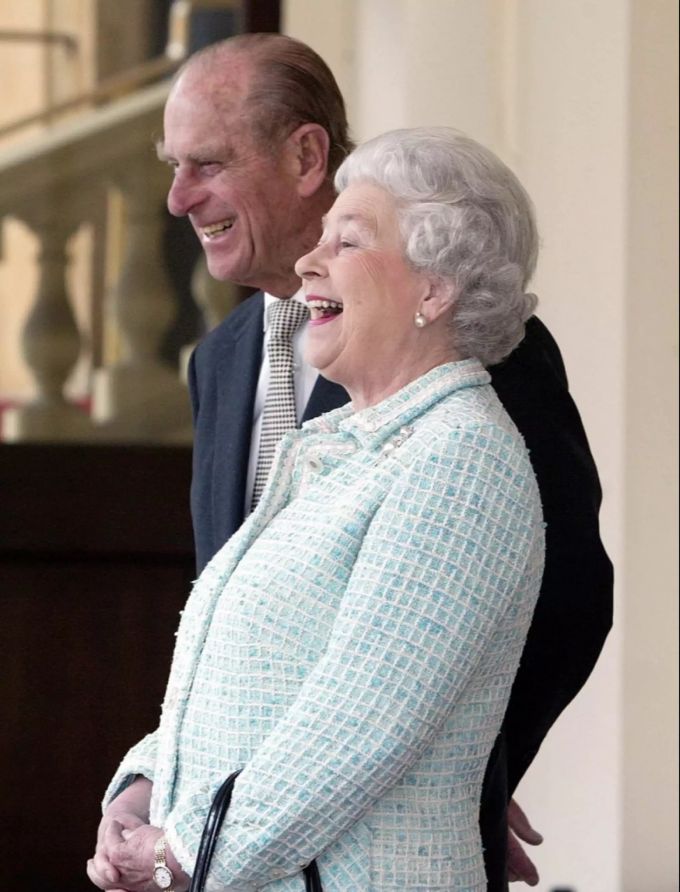 Lachen ist gesund. Das weiss auch Queen Elizabeth! queen elizabeth