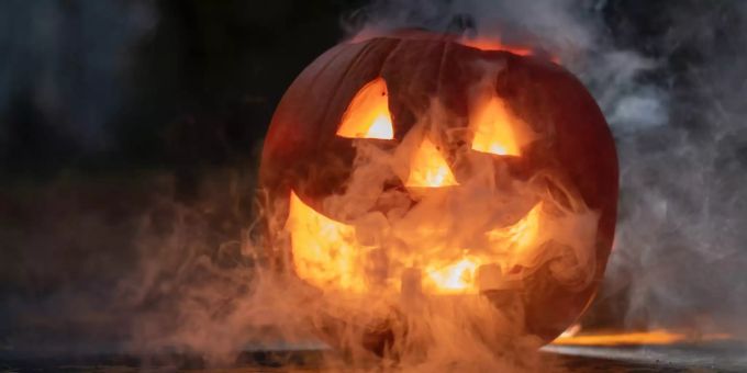 In Kloten werden Polizeipatrouillen die Situation an Halloween im Auge behalten. Halloween Kloten