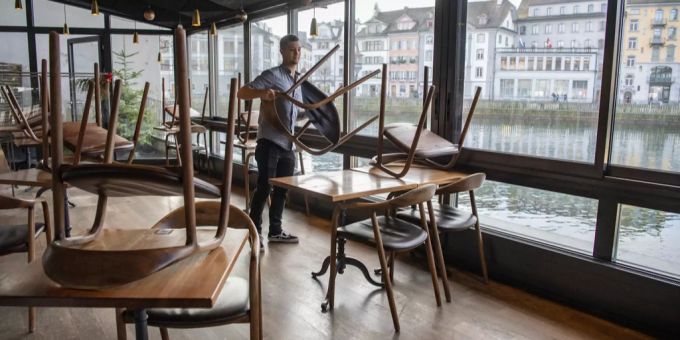 Restaurants könnten ab Ende Mai bald wieder Gäste im Innern empfangen. coronavirus