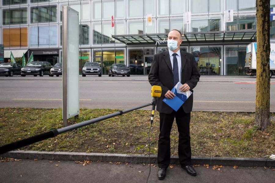 Der Luzerner Kantonsarzt Roger Harstall schickt das ukrainische Team in Quarantäne.