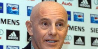 Florenz - Ex-Coach Sacchi: Italien muss wieder als Kollektiv auftreten Florenz - Ex-Coach Sacchi: Italien muss wieder als Kollektiv auftreten