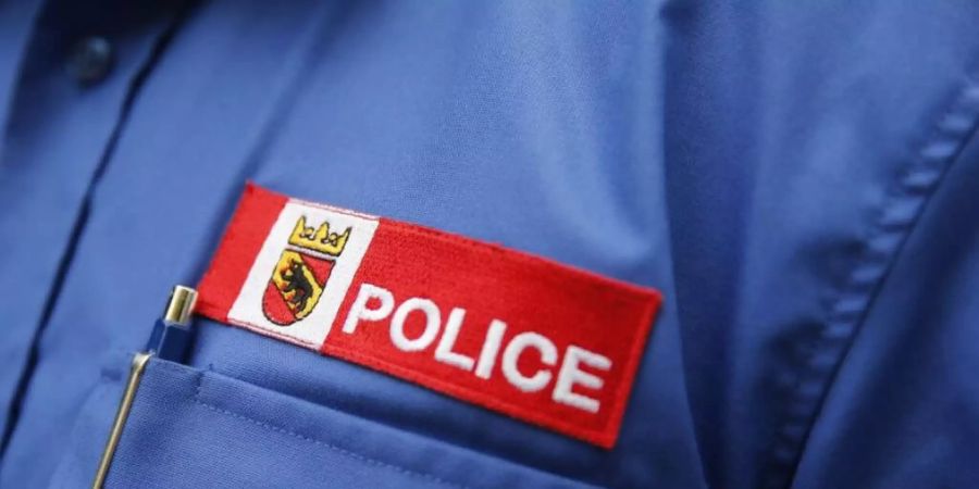 Die Polizei hat am Sonntagabend bei Worb BE einen 23-jährigen Autolenker aus dem Verkehr gezogen, der mit einem entwendeten Militärfahrzeug unterwegs war.