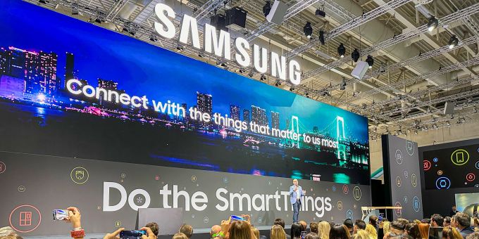 Unter dem Motto «Do the SmartThings» läutete Samsungs Benjamin Braun die IFA 2023 ein. Samsung IFA 2023