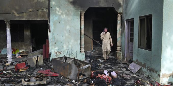 Die Angreifer verwüsteten Kirchen und Wohnhäuser. Pakistan Verwüstung Angriffe Christen