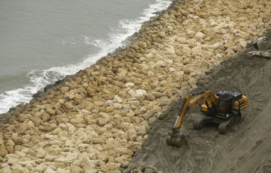 Die Massnahmen gegen die Erosion sind oft teuer, verändern die Landschaft und nützen wenig.