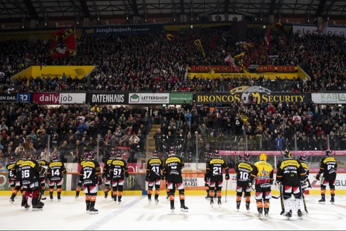 Der SC Bern hat mit der Postfinance-Arena das grösste Stadion und profitiert von der (zumindest zahlenmässig) grössten Unterstützung. SC Bern