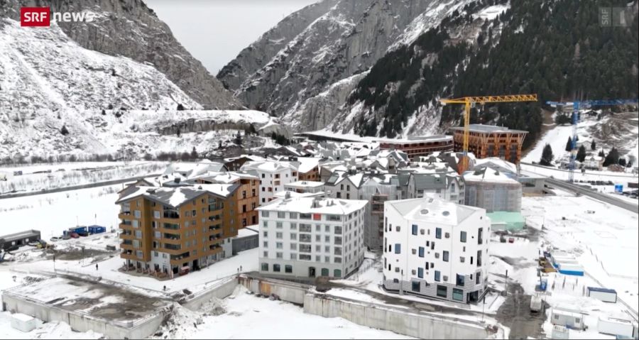 In Andermatt UR hat Investor Samih Sawiris fünf Häuser mit rund 60 Wohnungen aus dem Boden gestampft.