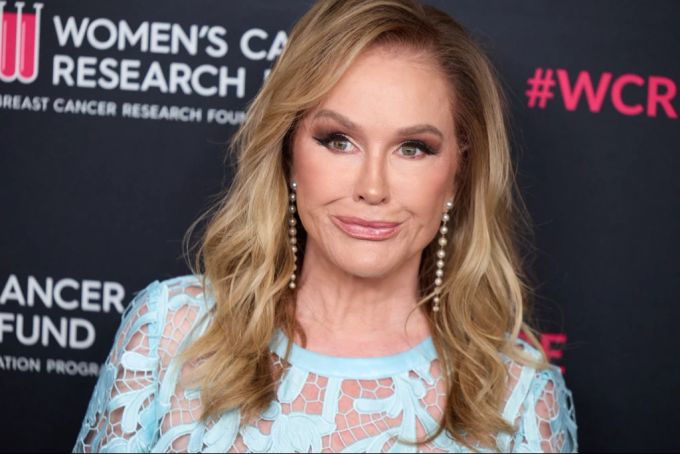 Kathy Hilton geizt nicht mir schlüpfrigen Details. Paris Hilton