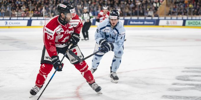 Team Canada setzt sich am Spengler Cup gegen die Straubing Tigers durch. Spengler Cup Team Canada